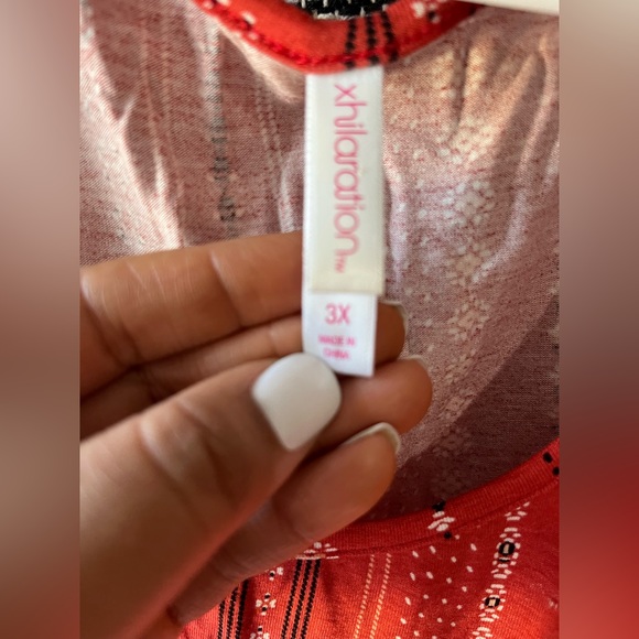 Xhilaration tribal print top size 3x - Picture 3 of 4